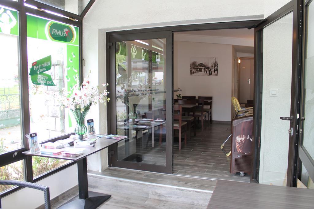מלון Morlaas La Hourquie Cafe מראה חיצוני תמונה